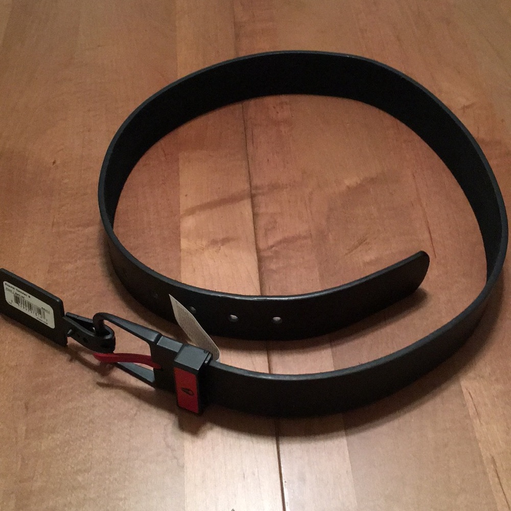 Nixon enamel Camden B belt small